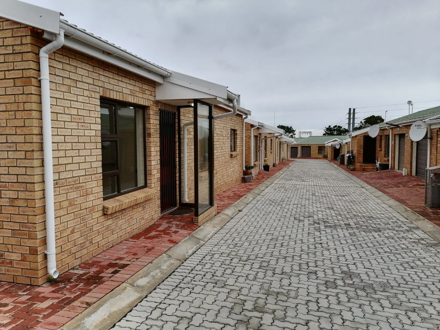 2 Bedroom Property for Sale in Jeffreys Bay Central Eastern Cape